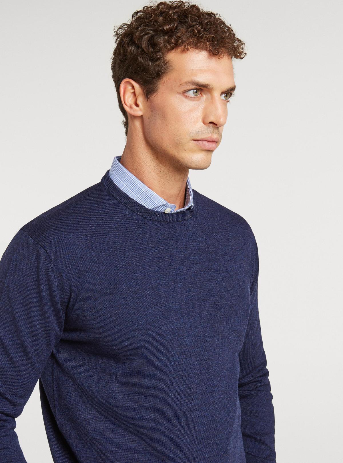 Maglia girocollo in pura lana merino